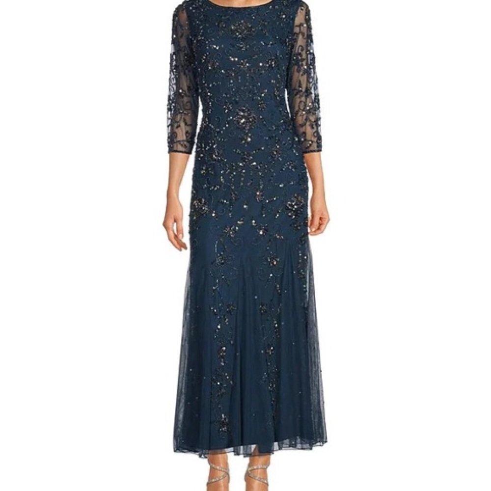 Sequin Beaded Illusion Round Neck 3/4 Sheer Sleeve Godet Gown Size 6 NWT
